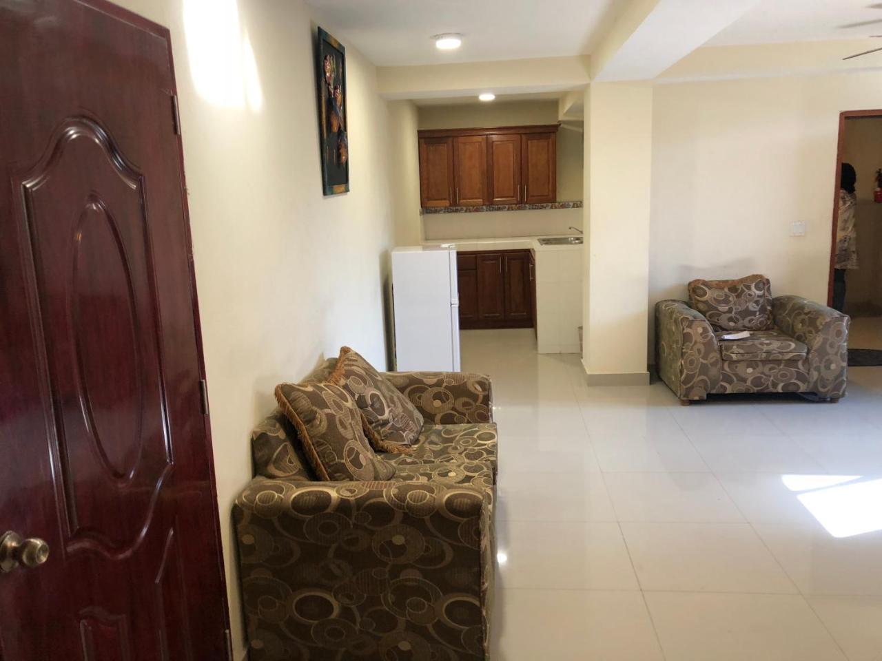 Frf Family Guest House Cap-Haïtien Екстериор снимка